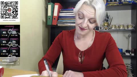 Snapshot of nadin_slut chatting on 12.23.24 Nadin online show from 12.23.24