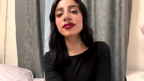 Leya online show from 06.30.26
