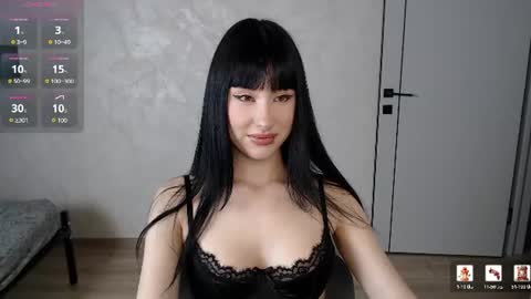Naemi online show from 07.21.26