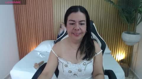 N A H I A online show from 01.23.25