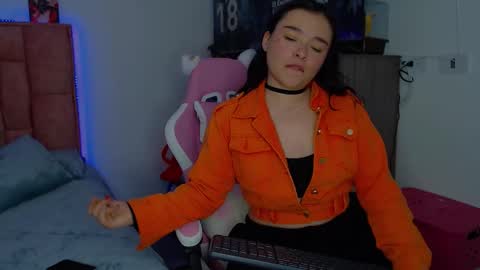 nahia cute     only   online show from 11.06.25