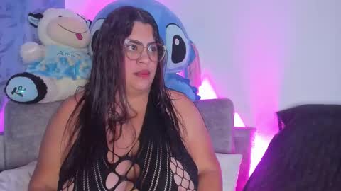 nahiaa233 online show from 09.11.25