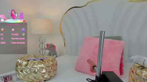 Snapshot of nahiarareina chatting on 03.09.25 NahiaraReina online show from 03.09.25