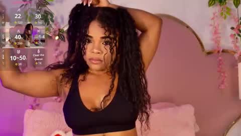 NahiaraReina  online show from 03.12.26