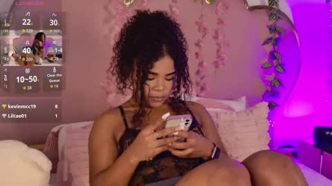 NahiaraReina  online show from 03.21.26