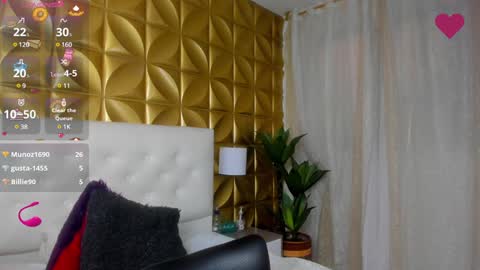 Snapshot of nahiavictoria chatting on 01.23.25 NahiaVictoria  online show from 01.23.25