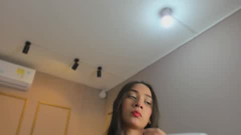 Snapshot of nahimithompson chatting on 02.16.26 Nahimi online show from 02.16.26