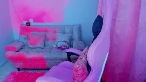 Nahome online show from 02.24.25