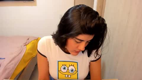 independent model online show from 03.19.26