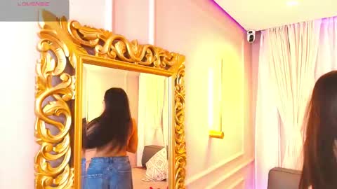 Nahomi online show from 09.18.25