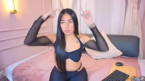 Nahomi online show from 10.20.25