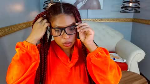 Snapshot of nahomi_tyler chatting on 11.01.25 Nahomy online show from 11.01.25