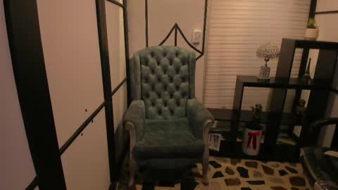 Nahomi online show from 12.01.25