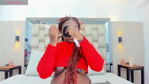 Snapshot of nahomye_taylor chatting on 10.23.25 Nahomye online show from 10.23.25