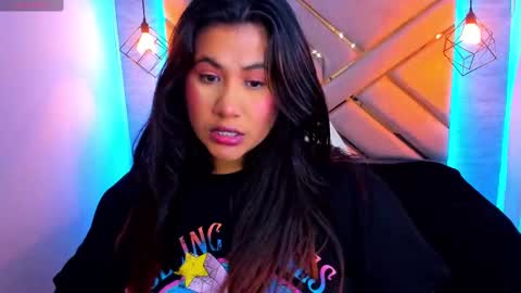 Snapshot of naia_karter chatting on 01.18.25 online show from 01.18.25