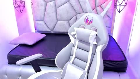 Snapshot of naia_karter chatting on 02.01.25 online show from 02.01.25