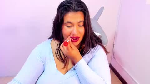 Snapshot of naia_karter chatting on 02.16.25 online show from 02.16.25