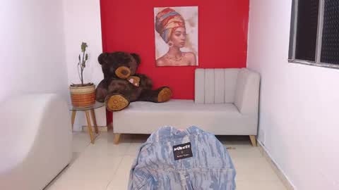 naia_sweetsex online show from 09.25.25