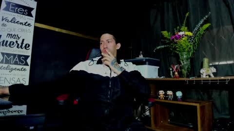 naider_1 online show from 04.07.26