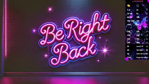 Snapshot of naireth_curve chatting on 01.28.25 naireth_curve online show from 01.28.25