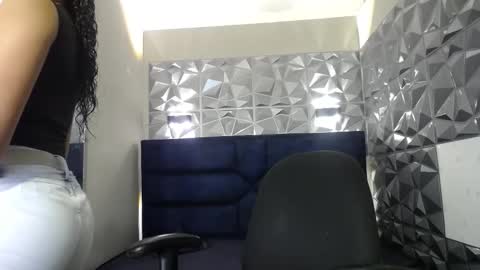 nairobi8 online show from 09.28.25