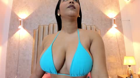 Naisha Rousell online show from 12.15.24