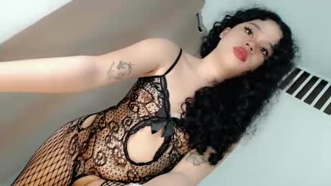 naked_weapon1 online show from 12.15.24