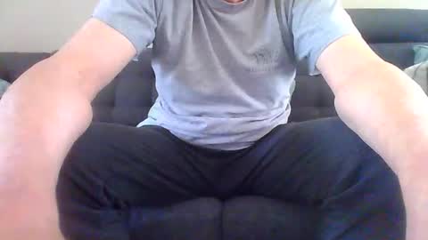 Snapshot of nakedcock5518782 chatting on 04.25.26 nakedcock5518782 online show from 04.25.26