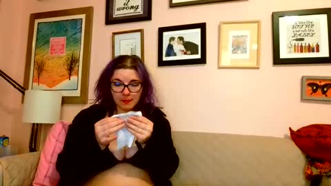 Snapshot of nakedcrafts chatting on 02.17.25 Lizzy online show from 02.17.25