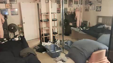 nakedmonkey online show from 04.19.26