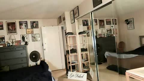 nakedmonkey online show from 06.14.26