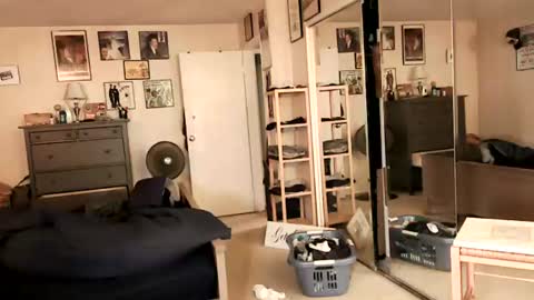 nakedmonkey online show from 07.03.26