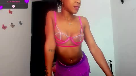 N A L A  NEW instagram nala jordan08 online show from 11.21.25