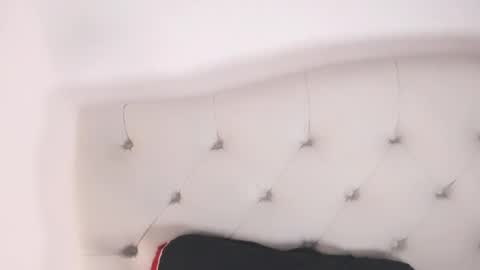 Lady online show from 12.22.25