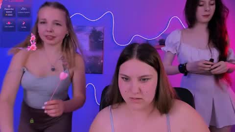 Snapshot of nami_glow chatting on 04.30.26 your Nami online show from 04.30.26