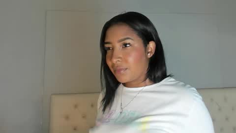 Snapshot of nami_sam chatting on 10.13.25 nami_sam online show from 10.13.25