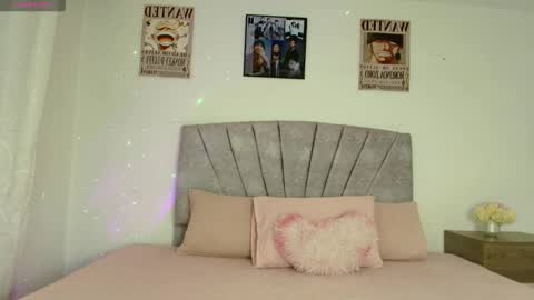 NamiThompson online show from 03.01.26