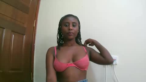 nana2095 online show from 10.19.25