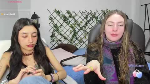 Snapshot of nana_rousse chatting on 02.22.26 Rousse online show from 02.22.26