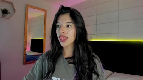 Nana  online show from 02.13.26