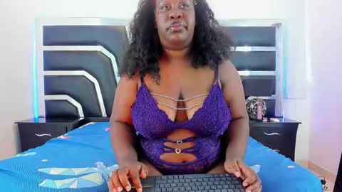 Snapshot of nanami2 chatting on 03.11.25 Nanami  online show from 03.11.25