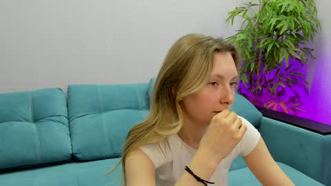 Maeve online show from 01.26.25