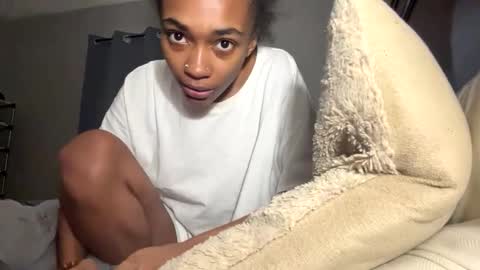 nanaonn online show from 10.26.25