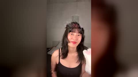 NANA WALKER online show from 03.07.26