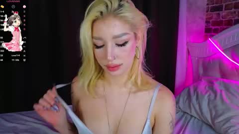 Sally Blonde  Katrinbrown online show from 10.01.25