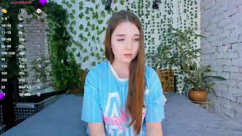 Luna online show from 02.28.25