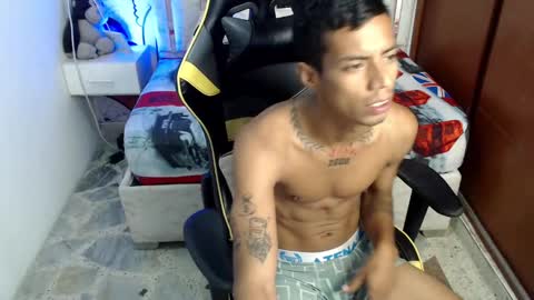 Snapshot of nando_col chatting on 10.02.25 nando_col online show from 10.02.25