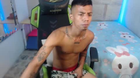 Snapshot of nando_col chatting on 10.03.25 nando_col online show from 10.03.25