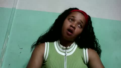 Snapshot of nandrianina416143 chatting on 02.21.26 nandrianina416143 online show from 02.21.26