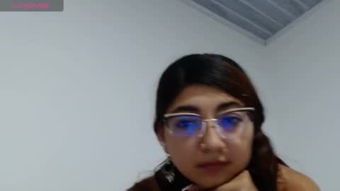 nanim173892 online show from 12.17.24